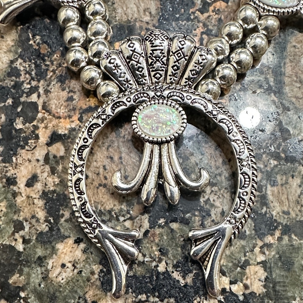 Boho Silver Tone Opal Look Necklace and Earrings Costume Jewelry Silver & White - Picture 3 of 11